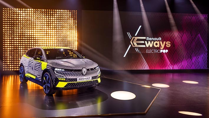 Renault pisa el acelerador y anuncia su estrategia eléctrica eWays.