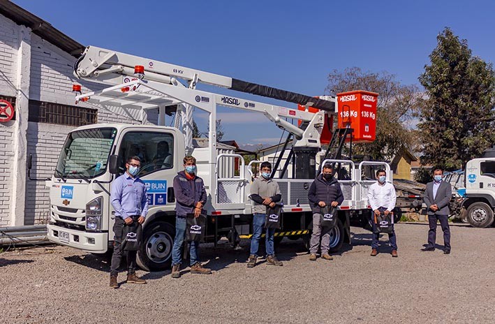 Nuevo vehículo pesado para poda de árboles marca Chevrolet a la Municipalidad de Buin