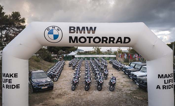 BMW Motorrad da inicio a su primer día del GS Trophy en Albania 2022