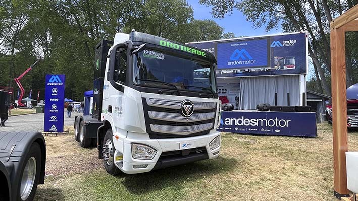 Foton estrena el nuevo tractocamión 100% eléctrico eAuman y avanza en la electromovilidad