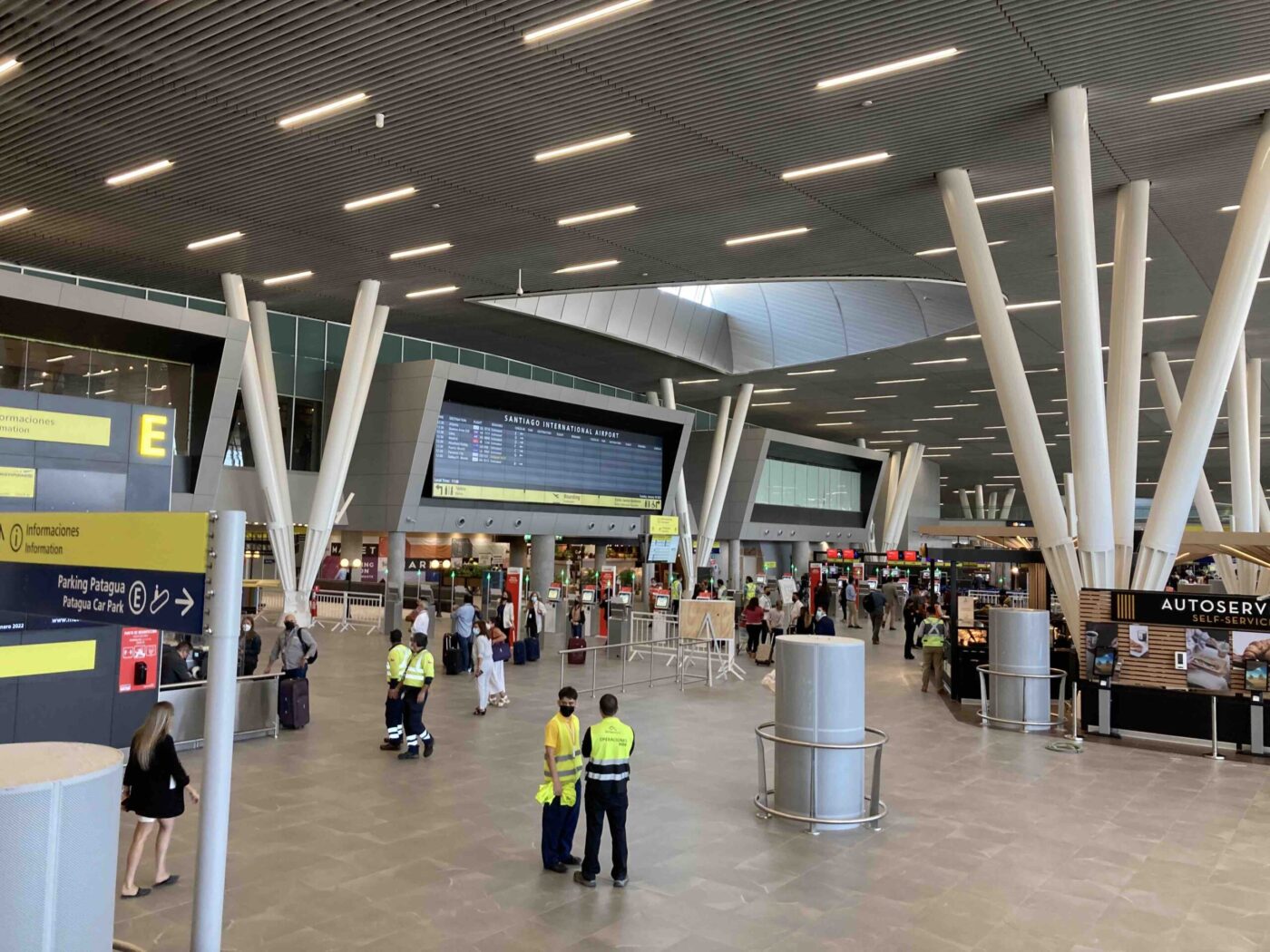 Terminal Internacional (T2) del Aeropuerto de Santiago cumple un año desde su inauguración