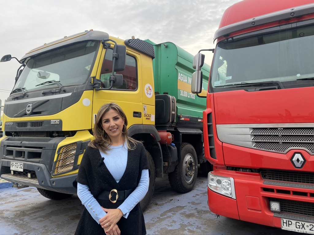 Como VFS trabajamos codo a codo con los transportistas, entregando soluciones y asesoría para que sigan creciendo. ¡Feliz día!