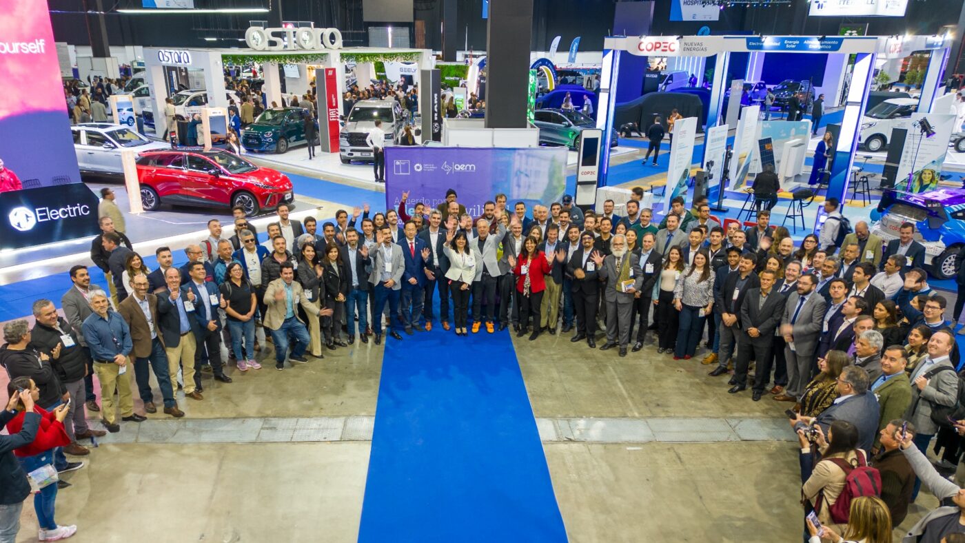 Hyundai Camiones & Buses afirma su posición en electromovilidad con su participación en Arval Mobility Observatory y en el Acuerdo Público Privado por la Electromovilidad