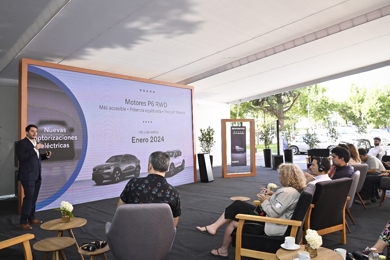 Volvo Car Chile anuncia que el 2025 solo comercializará vehículos eléctricos enchufables