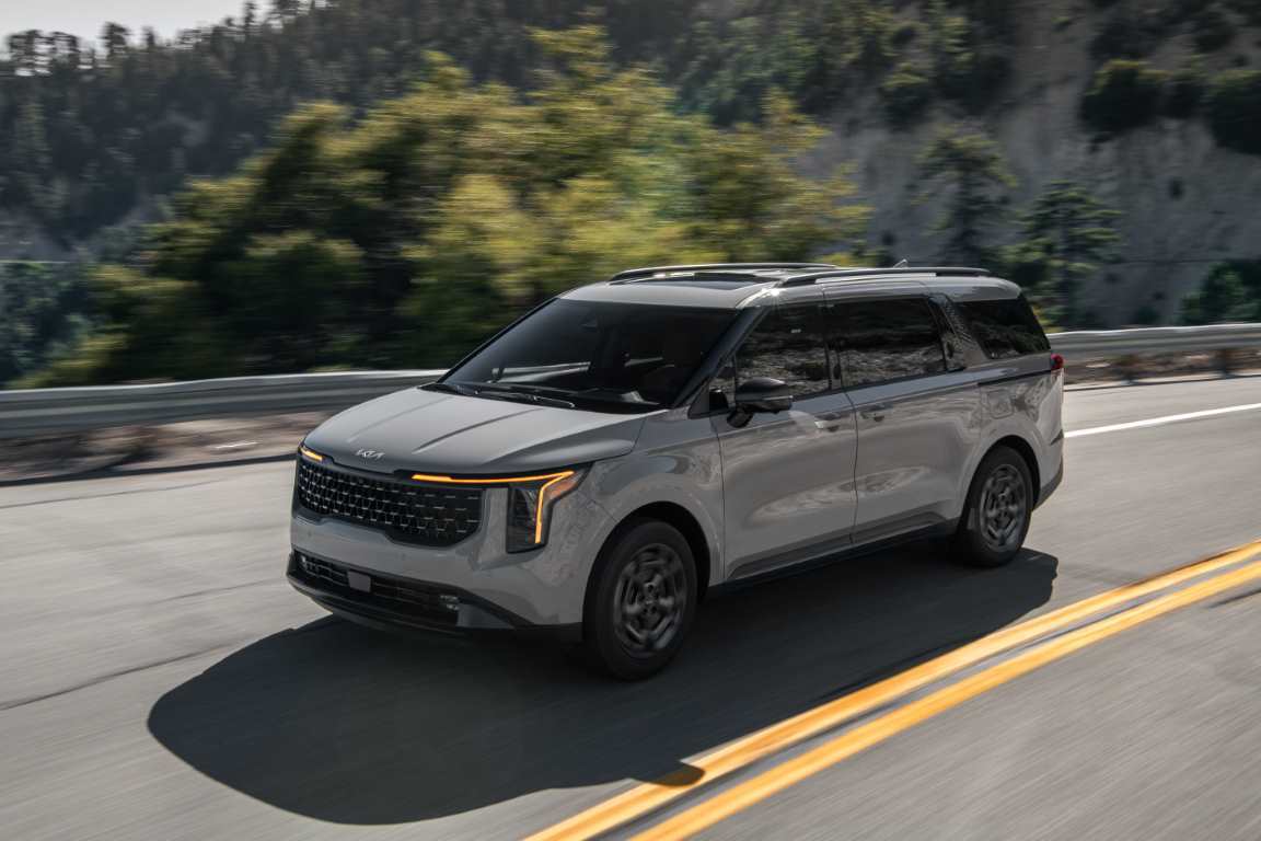Kia Carnival 2025 redefinido: elevando el atractivo multipropósito con potencia híbrida, mejoras de diseño sofisticadas y atractiva tecnología de próxima generación