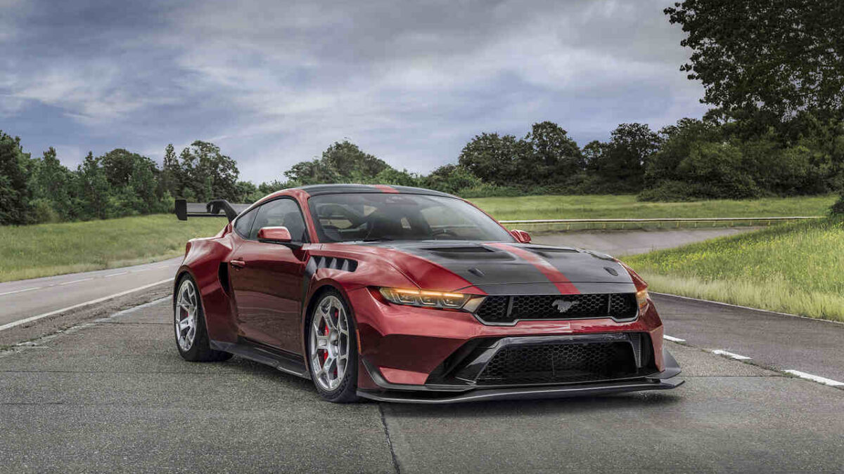 Ford inicia la venta del Mustang GTD en Europa y revela su interior