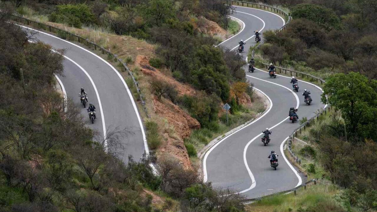 Éxito del ‘One Ride’ de Royal Enfield en Chile por la reforestación global