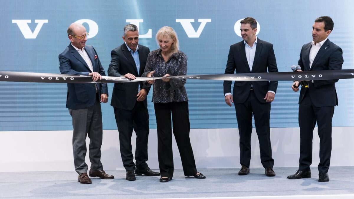 Volvo Cars Chile impulsa la electrificación con nueva experiencia de ventas y servicio al cliente