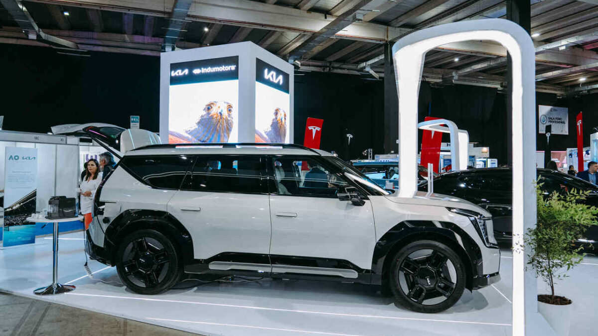 Kia se comprometió con la  movilidad sostenible del futuro en Experiencia E
