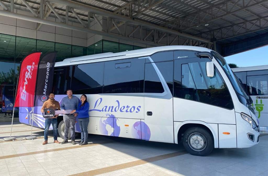 Buses Landeros se renueva con un nuevo taxibus Senior Turismo de Epysa Buses