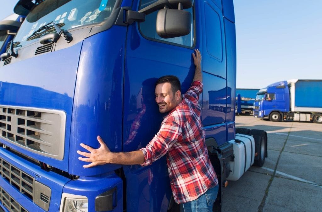Camioneros conmemoran su día con grandes eventos en Santiago y Valparaíso